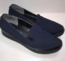 Donald J. Pliner Women’s Navy Blue Fabric Black Leather Comfort Slip-On Shoes