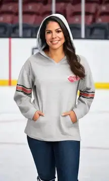 NWT NHL Detroit Red Wings‎ Women's Medium Gray V-Neck Pullover Hoodie Jacket