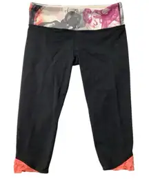 LULULEMON Black, white, gray and Orange cropped marble legging capris w ruffles