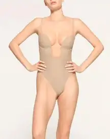 Skims deep plunge shapewear bodysuit 