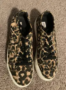 Steve Madden Cheetah print shoes