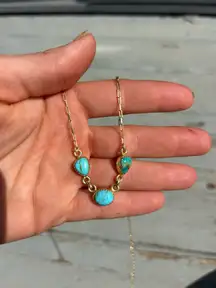 Turquoise & Gold Turnback Pony necklace 