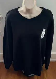 Relaxed Fit Black Cat Flipping Fingers Cotton Crewneck Sweatshirt, size L