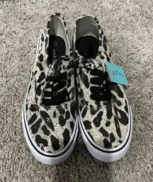 Leopard Canvas Sneakers