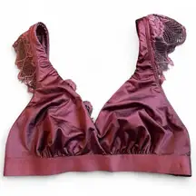 Aerie lace shoulder and back crossover front deep plumb bralette size medium