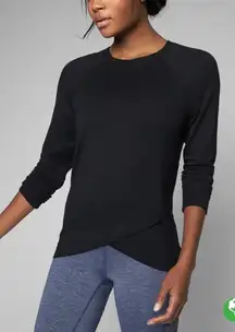 Black criss cross Sweater XS