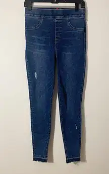 EUC  Control Top Skinny Distressed Released Hem Jeans Size M
