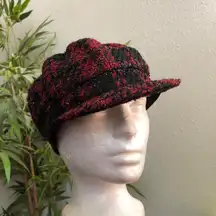 2000s Y2K Black Red plaid tweed baker boy newsboy cap hat beret London European Paris Style #whimsygoth #preppy #minimalist #streetwear #fashion Elastic cap band to fit multiple sizes