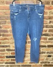 Torrid Medium Wash Blue Distressed Denim Stretch Jegging Jeans Women's Size 22