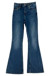UO BDG Medium Wash Blue Denim Stretch High Rise Flare Jeans Size 25