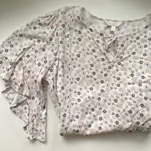 LC Lauren Conrad daisy print flutter sleeve peasant blouse, size XL