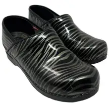 Sanita Clogs Professional Nursing Shoes Black Zebra Striped Women's EU 39 US 8