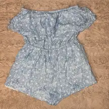 Star print romper in size L