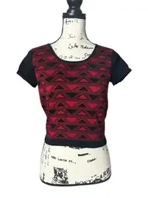 t/o sweaters SZ M short sleeve black and red geometric sweater knit top