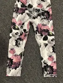 RBX Pink and Black Leggings Artistic Floral Design