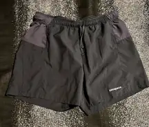 Womens  medium Patagonia Strider Pro 5" Shorts with built in liner-gray