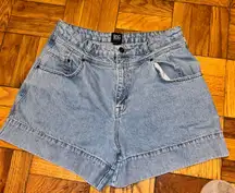 W31 Jean Shorts