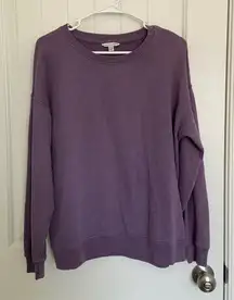 EUC | American Eagle women’s simple‎ solid colored crewneck — medium