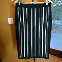 NWT Spense Black Gray White Stripe Knit Pencil Skirt Size Small