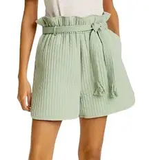 New  Quilted Paperbag Waist Ember Shorts Vineyard Green