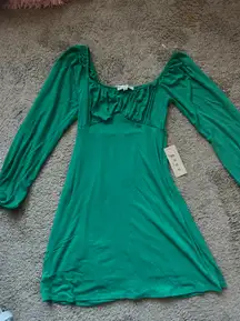 Long Sleeve Green Dress