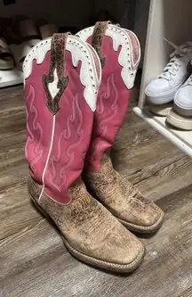 Ariat Cowgirl Boots