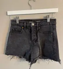 2/$10 Old Navy Higher High Rise Sky- Hi A Line Short Super Smooth Pockets