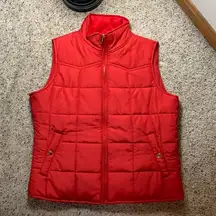 NWT vest size M