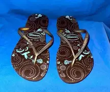 Havaianas NWOT  Slim Size 4/5 Brown & Light Blue Flip Flops