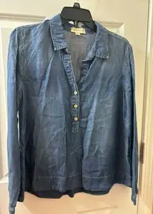Cloth and Stone Anthropologie Denim Chambray V Neck Popover Shirt Blouse Size M