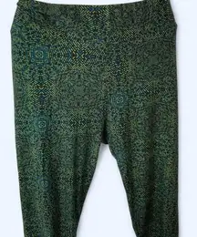 Green and blue patterned leggings #leggings S/M unbranded
