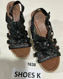 Woman’s Faded Glory Black Strappy Sling back Open Toe Sandals 8