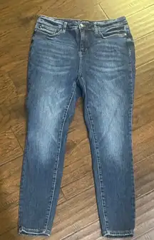 Judy Blue 15/32 Skinny Fit Jeans EUC