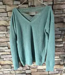 Women’s Knit Sweater Size L