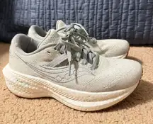 Saucony Women’s Shoes Running 5.5