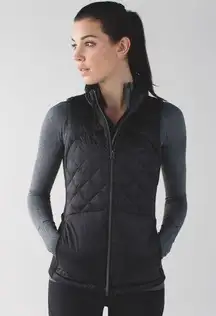 Lululemon Down For A Run Vest Black Water Repellent Size 6