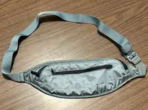 Nike Running Waist Fanny Pack Running Belt w/ 2 Zipper Pockets
