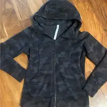 lululemon scuba full zip hoodie camo deep coal  size 10