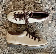 Vintage Hiking Style Lace Up Boots in Beige/Chocolate Brown - 7