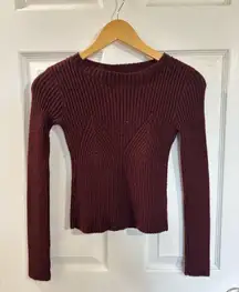 Maroon fitted sweater