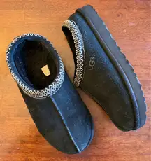 UGG women’s Tasman sz 10 ✨