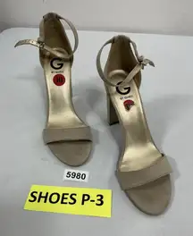 Womans Guess Open Toe Sandals 10 M Beige Ankle Strap Block Heel Round Toe