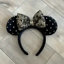 Disney 2021  Parks Black Gold Velvet Felt Studded Minnie Mouse Headband Ears