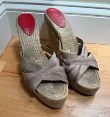 CHRISTIAN LOUBOUTIN Wedge Strappy Summer Sandals Tan size 40