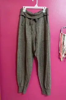 Small Sweatpants