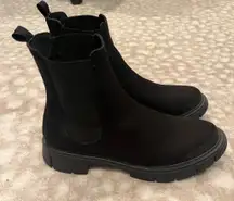 Chelsea boots NWOT