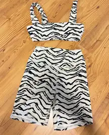 We Wore What  Tiger Striped Bandeau Bra Top & Biker Shorts Set White/Black Womens S