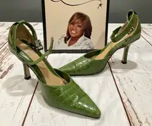 STARLET BY STAR JONES FAUX ALLIGATOR EMBOSSED FAUX LEATHER PUMPS