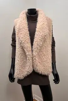 Blush Pink Faux Fur Sherpa Vest‎ The Post Size S Cozy Winter Layering