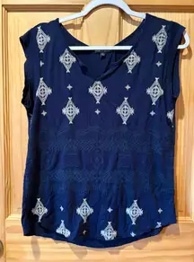 Cable & Gauge Dark Blue Patterned Cap Sleeve Top